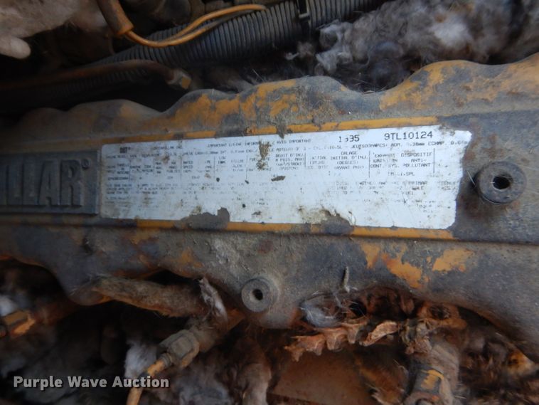 image for item DH4463 1996 Ford L9000  truck cab and chassis