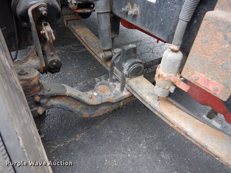 image for item DH5111 2015 Peterbilt 579  semi truck