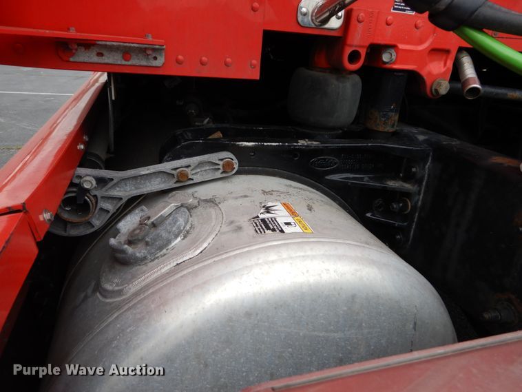 image for item DH5111 2015 Peterbilt 579  semi truck