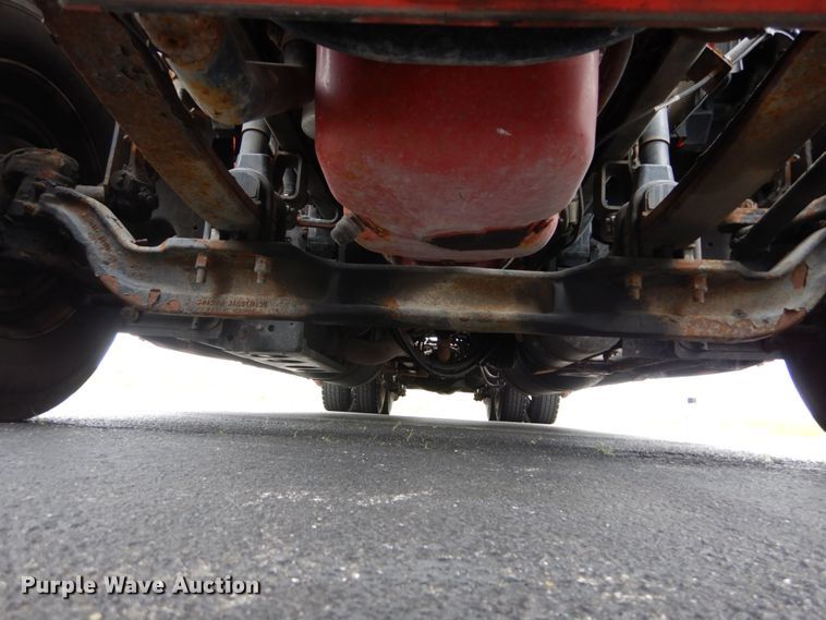 image for item DH5111 2015 Peterbilt 579  semi truck