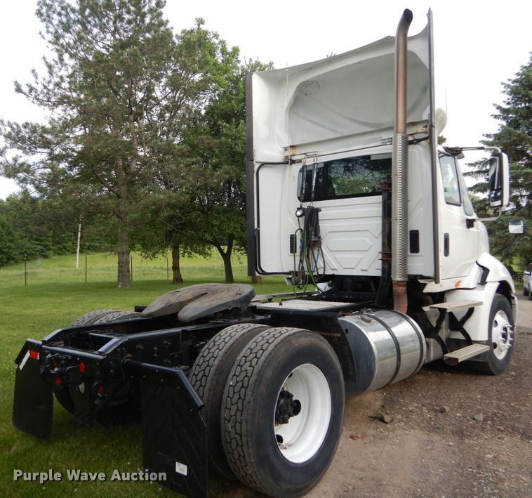 image for item DH5112 2012 International ProStar semi truck