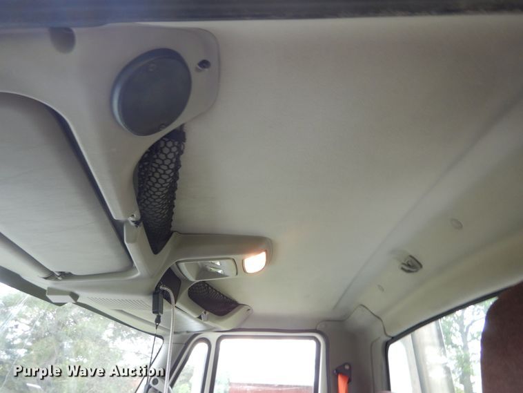 image for item DH5112 2012 International ProStar semi truck