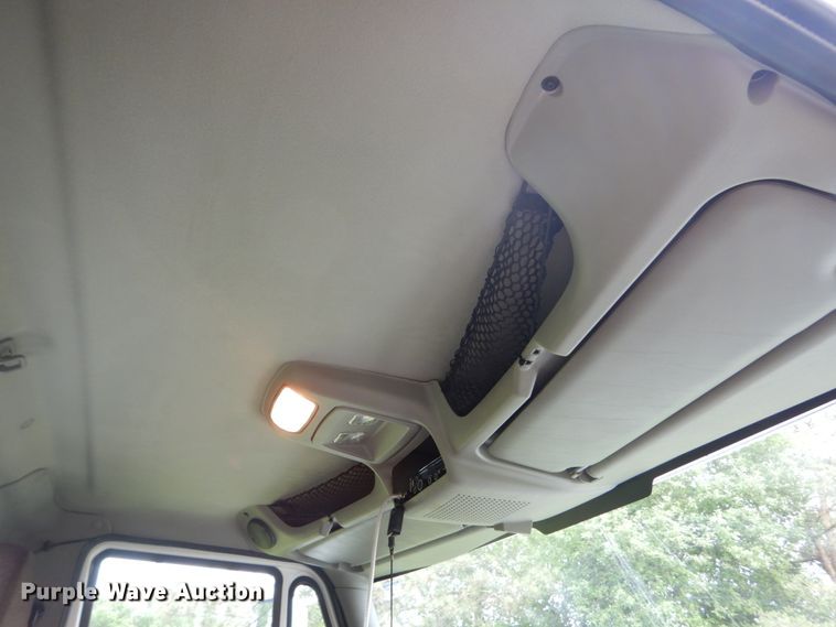 image for item DH5112 2012 International ProStar semi truck