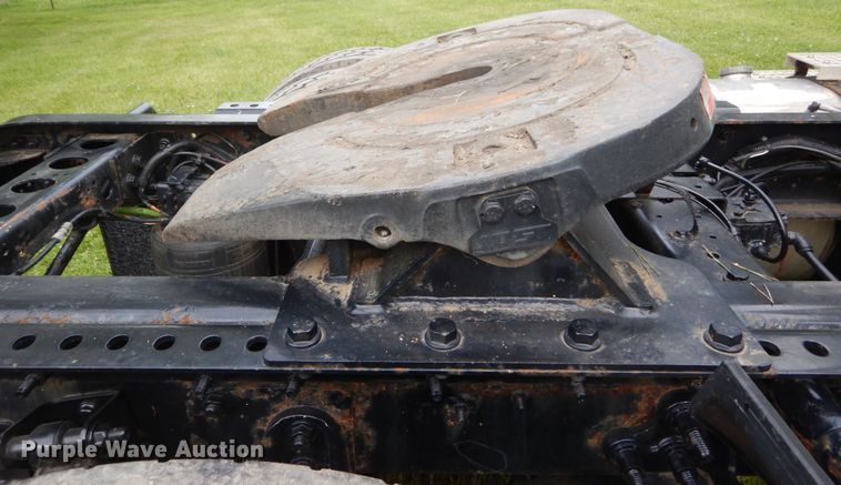 image for item DH5112 2012 International ProStar semi truck