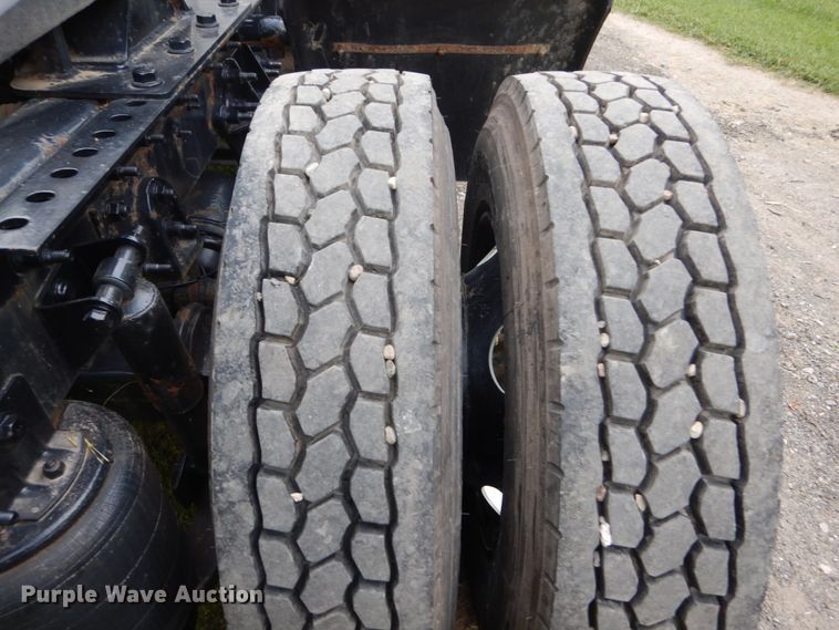 image for item DH5112 2012 International ProStar semi truck