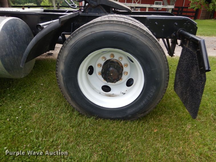 image for item DH5112 2012 International ProStar semi truck