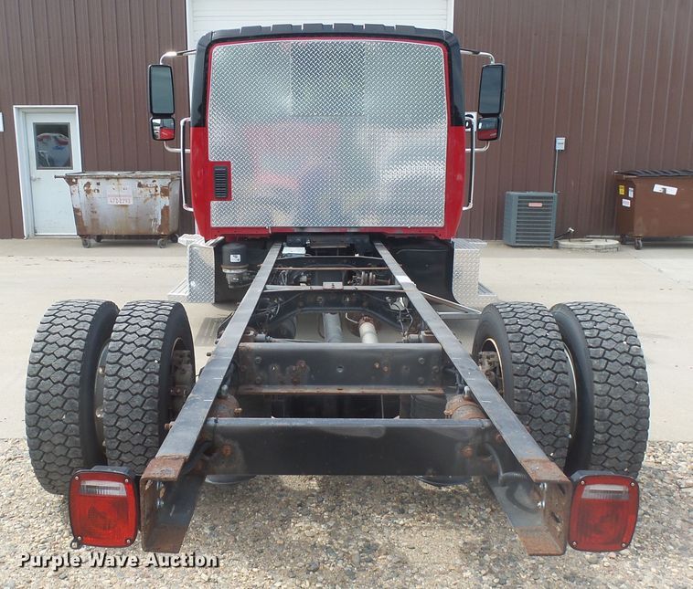 image for item EF9631 2010 International 4300  truck cab and chassis