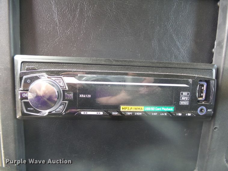 image for item EF9631 2010 International 4300  truck cab and chassis