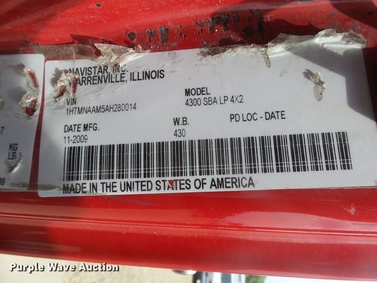 image for item EF9631 2010 International 4300  truck cab and chassis