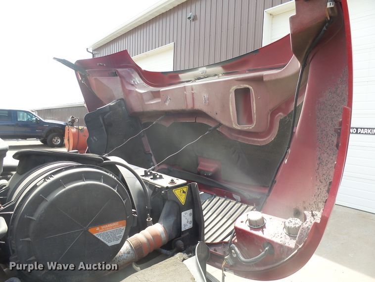 image for item EF9631 2010 International 4300  truck cab and chassis