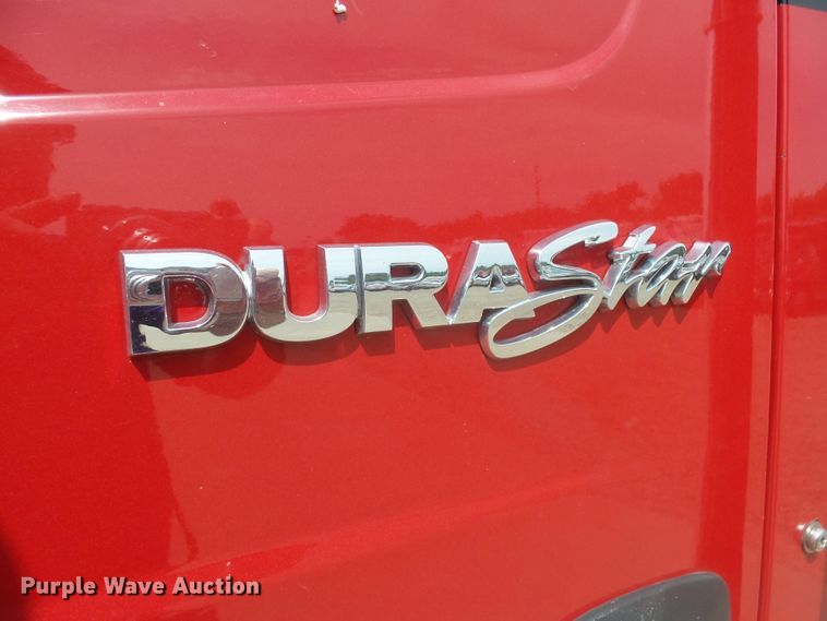 image for item EF9631 2010 International 4300  truck cab and chassis