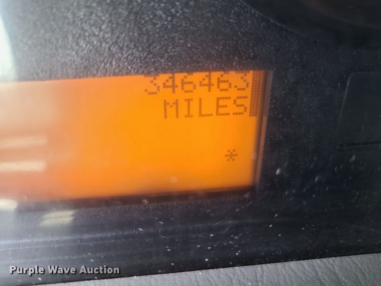 image for item EL9831 2013 International TranStar 8600  semi truck