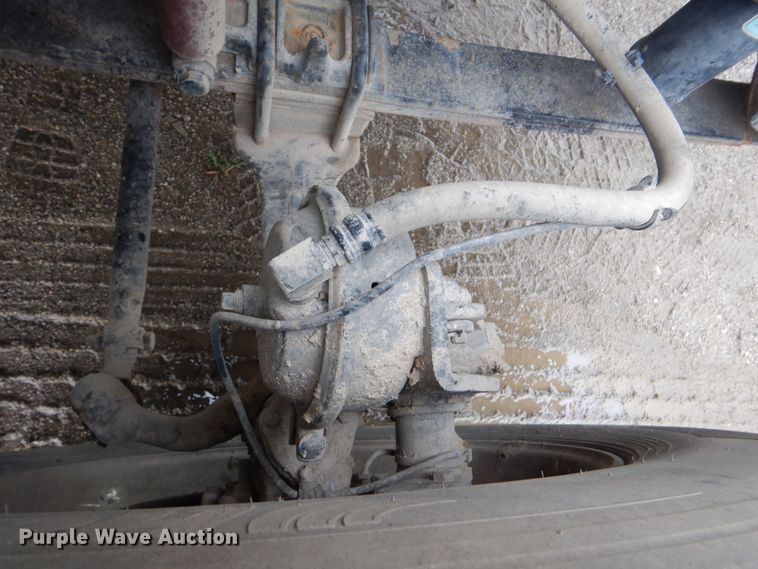 image for item GF9209 2007 International 9400i  semi truck