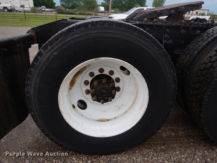 image for item GF9209 2007 International 9400i  semi truck