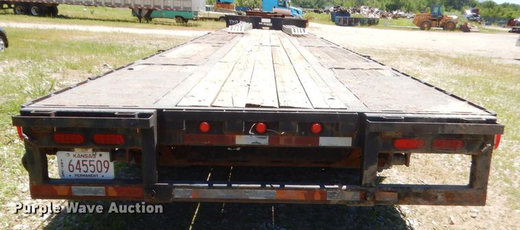 image for item GN9455 2006 Tarasport 50MOD102 flatbed trailer