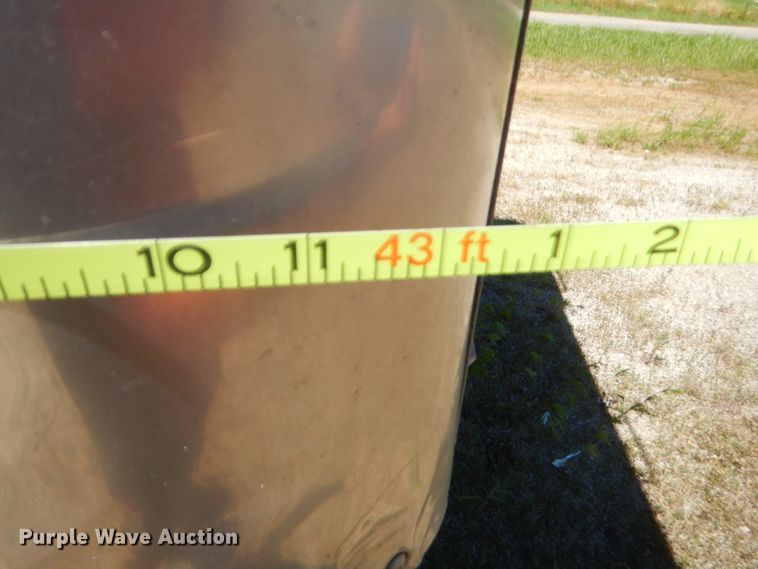 image for item GN9456 2004 Wilson DWH500 double hopper bottom grain trailer