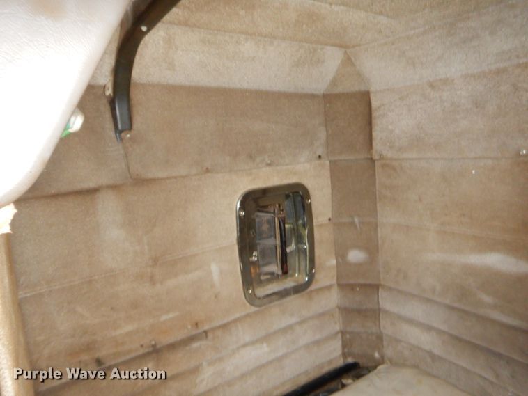 image for item GN9457 1992 Peterbilt 379  semi truck