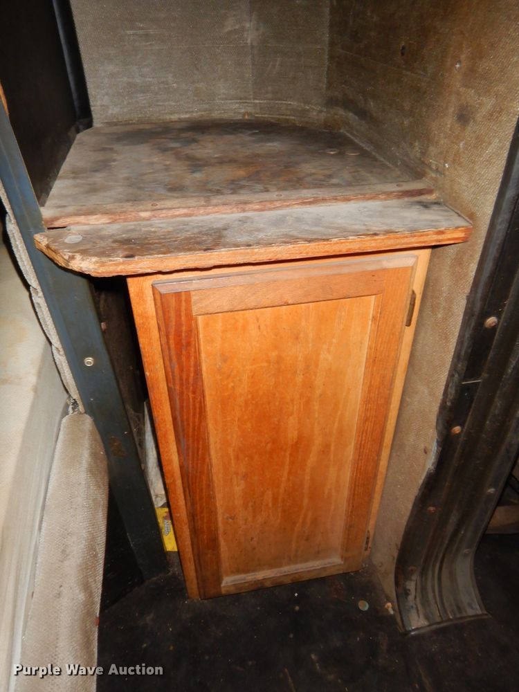 image for item GN9457 1992 Peterbilt 379  semi truck