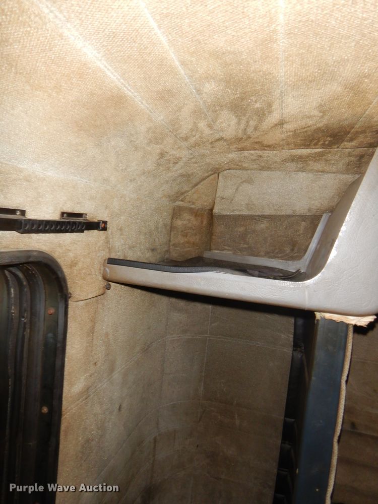 image for item GN9457 1992 Peterbilt 379  semi truck