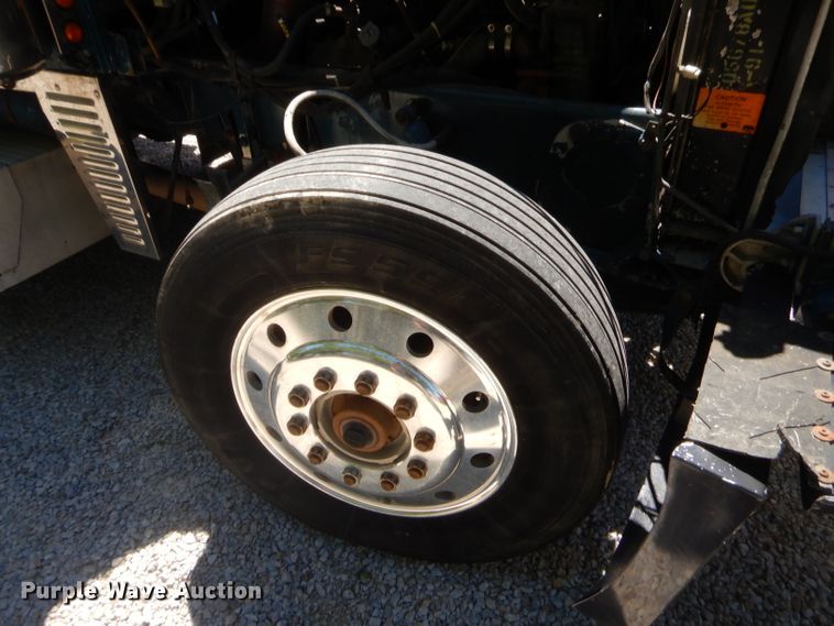 image for item GN9457 1992 Peterbilt 379  semi truck