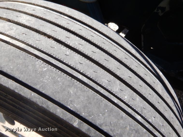 image for item GN9457 1992 Peterbilt 379  semi truck