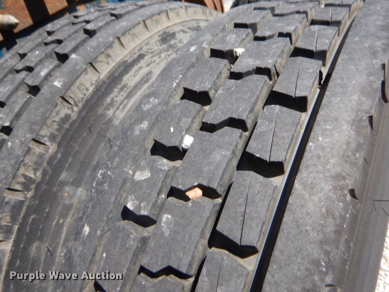 image for item GN9457 1992 Peterbilt 379  semi truck