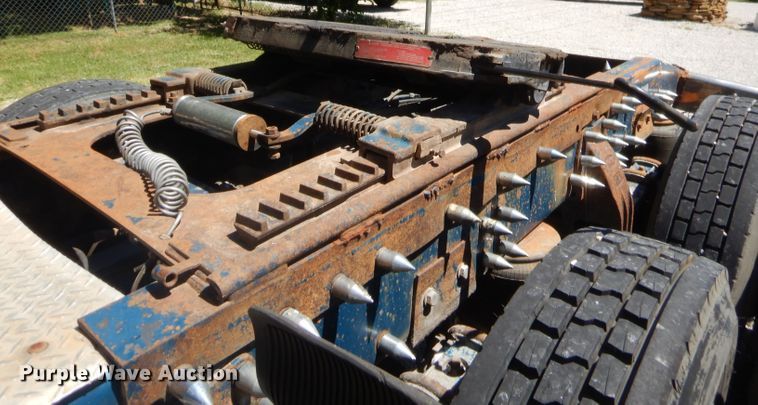 image for item GN9457 1992 Peterbilt 379  semi truck