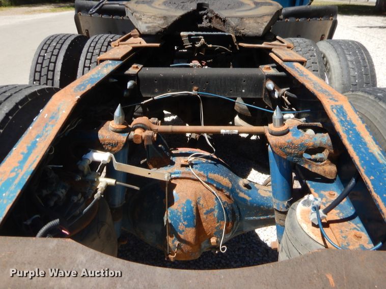 image for item GN9457 1992 Peterbilt 379  semi truck