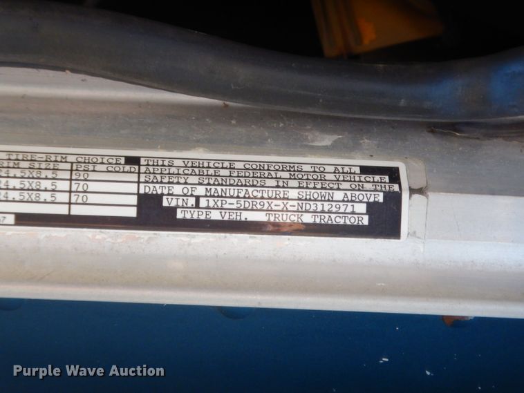 image for item GN9457 1992 Peterbilt 379  semi truck