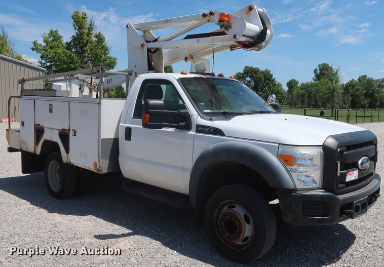 image for item GS9940 2011 Ford F450 Super Duty  bucket truck