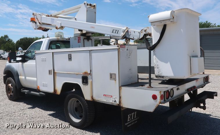 image for item GS9940 2011 Ford F450 Super Duty  bucket truck