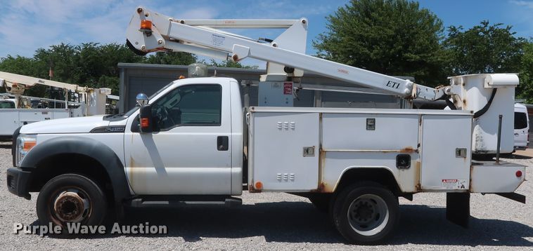 image for item GS9940 2011 Ford F450 Super Duty  bucket truck