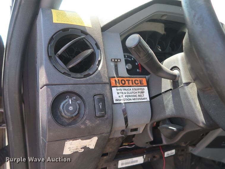 image for item GS9940 2011 Ford F450 Super Duty  bucket truck