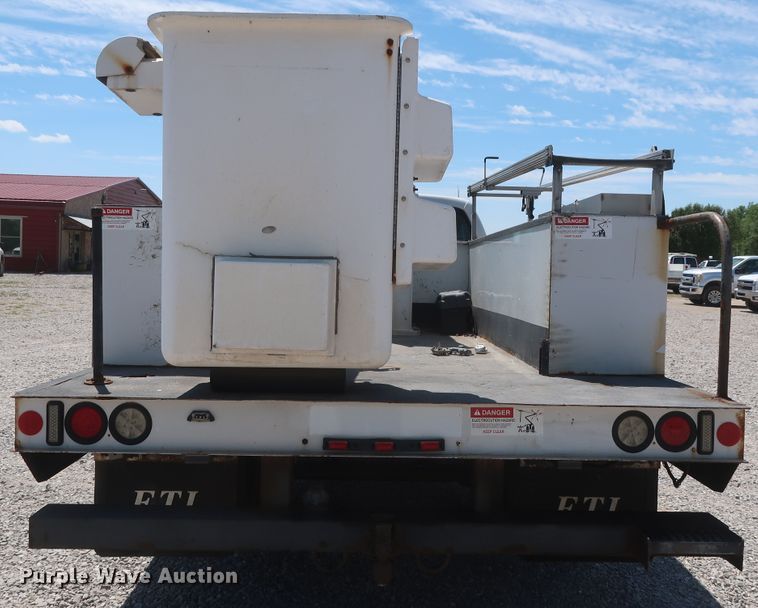 image for item GS9940 2011 Ford F450 Super Duty  bucket truck