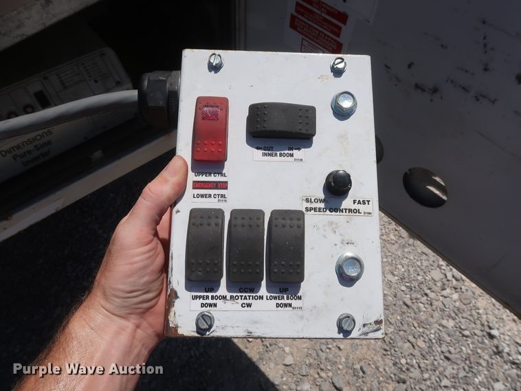 image for item GS9940 2011 Ford F450 Super Duty  bucket truck