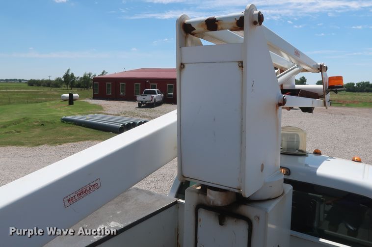 image for item GS9940 2011 Ford F450 Super Duty  bucket truck