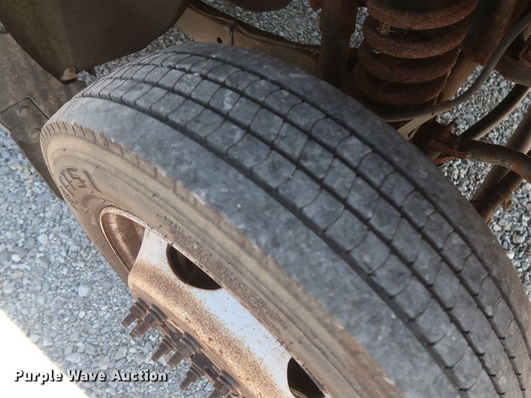 image for item GS9940 2011 Ford F450 Super Duty  bucket truck