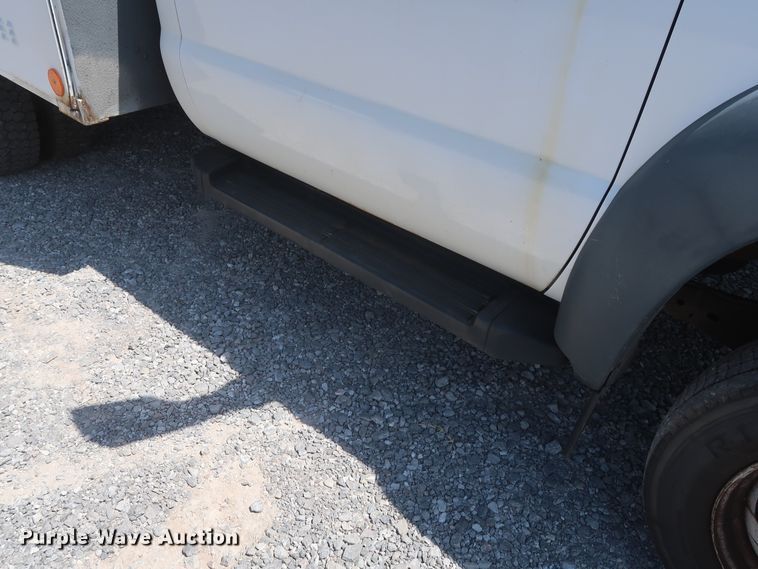 image for item GS9940 2011 Ford F450 Super Duty  bucket truck