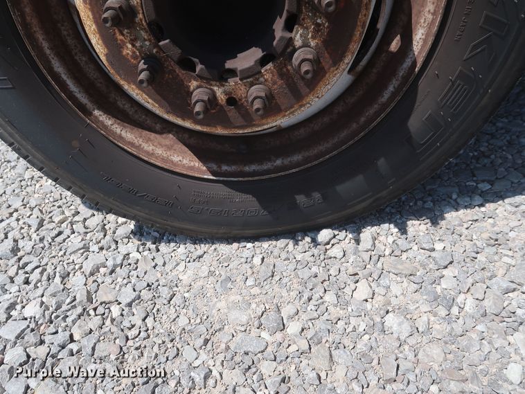 image for item GS9940 2011 Ford F450 Super Duty  bucket truck