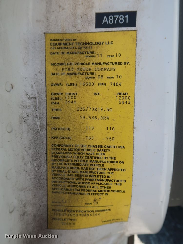 image for item GS9940 2011 Ford F450 Super Duty  bucket truck