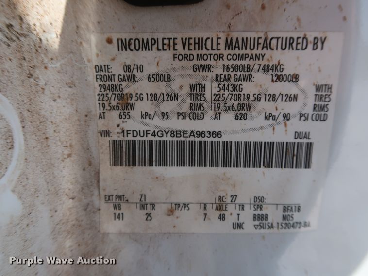 image for item GS9940 2011 Ford F450 Super Duty  bucket truck