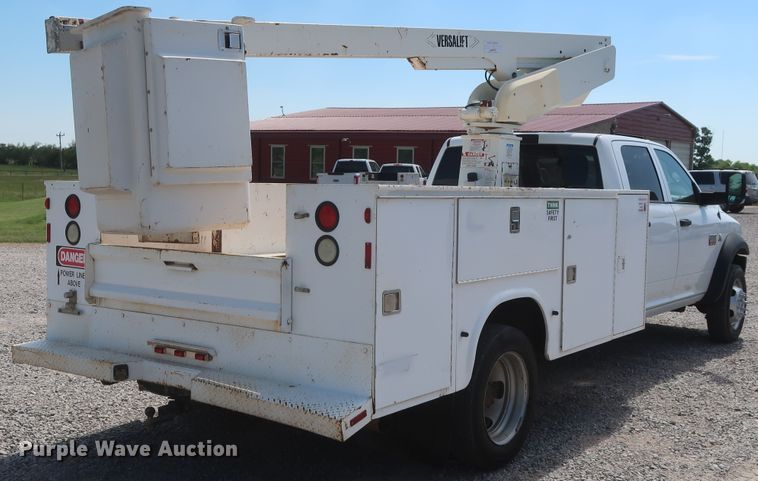 image for item GS9942 2011 Dodge Ram 4500HD  Crew Cab bucket truck