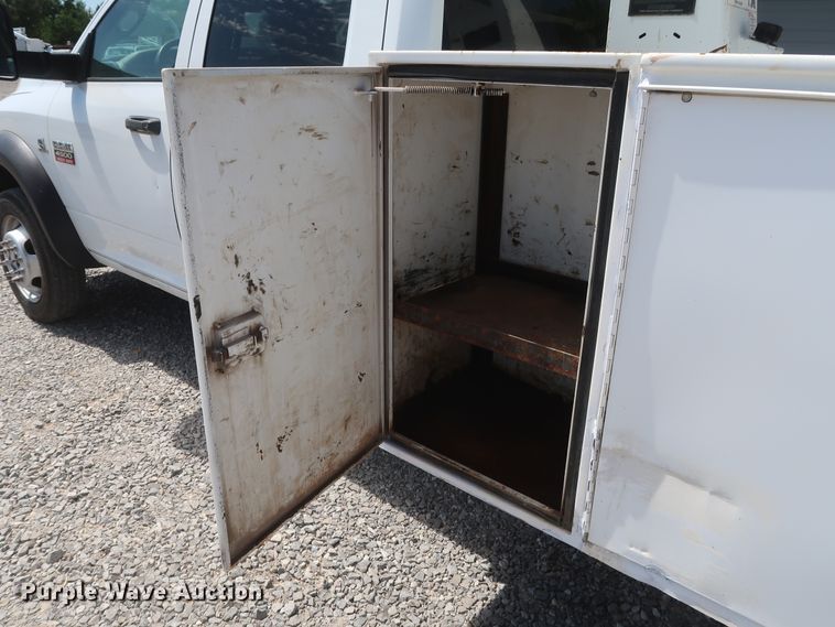 image for item GS9942 2011 Dodge Ram 4500HD  Crew Cab bucket truck