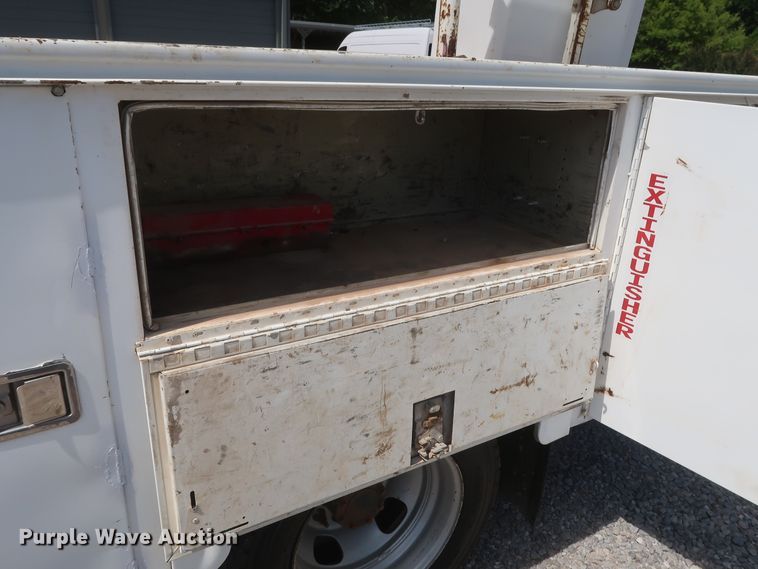 image for item GS9942 2011 Dodge Ram 4500HD  Crew Cab bucket truck