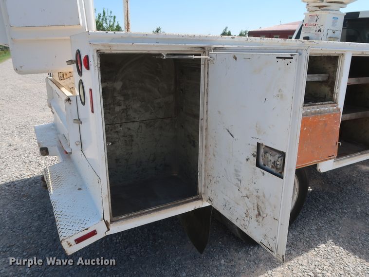 image for item GS9942 2011 Dodge Ram 4500HD  Crew Cab bucket truck