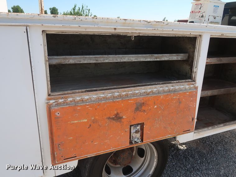 image for item GS9942 2011 Dodge Ram 4500HD  Crew Cab bucket truck