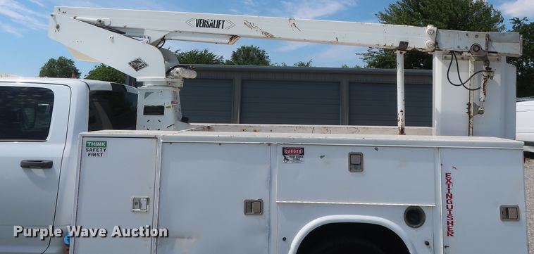 image for item GS9942 2011 Dodge Ram 4500HD  Crew Cab bucket truck