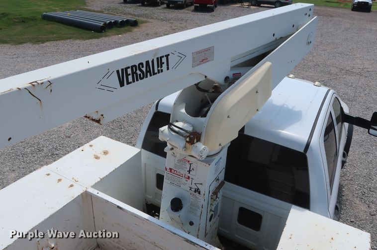 image for item GS9942 2011 Dodge Ram 4500HD  Crew Cab bucket truck