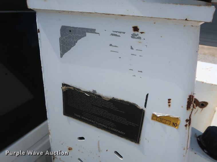 image for item GS9942 2011 Dodge Ram 4500HD  Crew Cab bucket truck