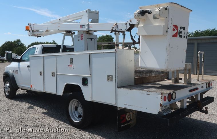 image for item GS9944 2015 Dodge Ram 5500HD  bucket truck